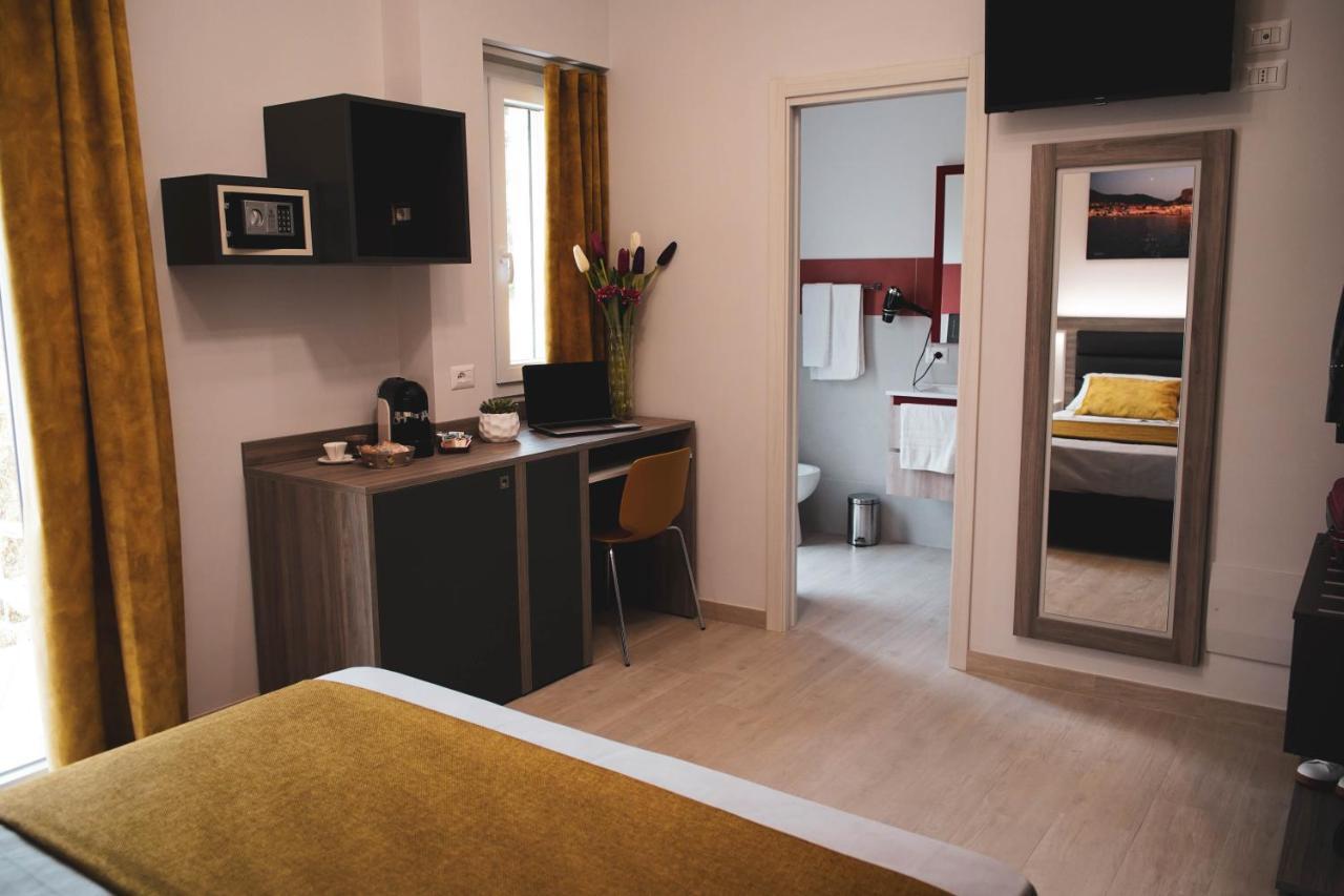 Yeasy Smart Rooms Cefalu Exterior photo