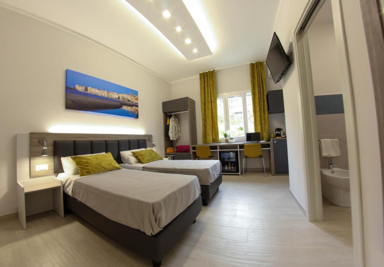 Yeasy Smart Rooms Cefalu Exterior photo
